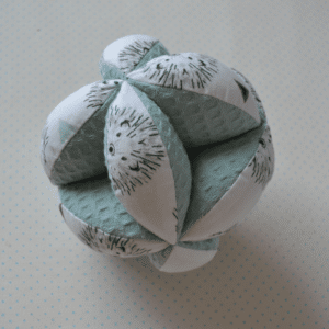 PELOTA MONTESSORI ALGODÓN ERIZOS